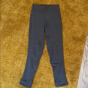 Gray lululemon leggings cropped